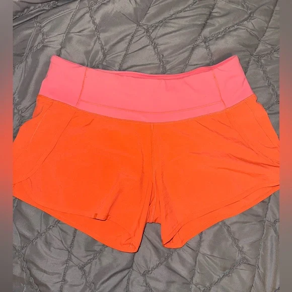 Lululemon Speed Up Shorts - Picture 2 of 9